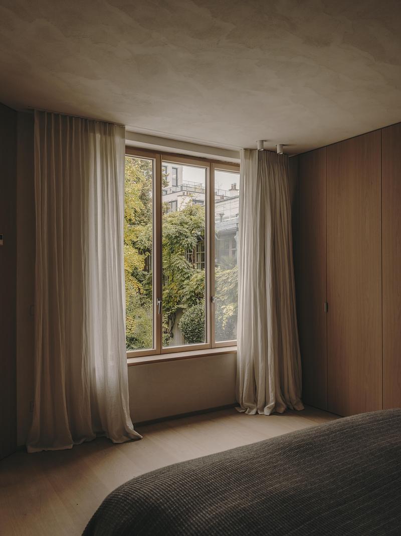 Press kit | 7782-01 - Press release | LOUI PARIS - Holzrausch Studio - Residential Interior Design - Photo credit: Salva López