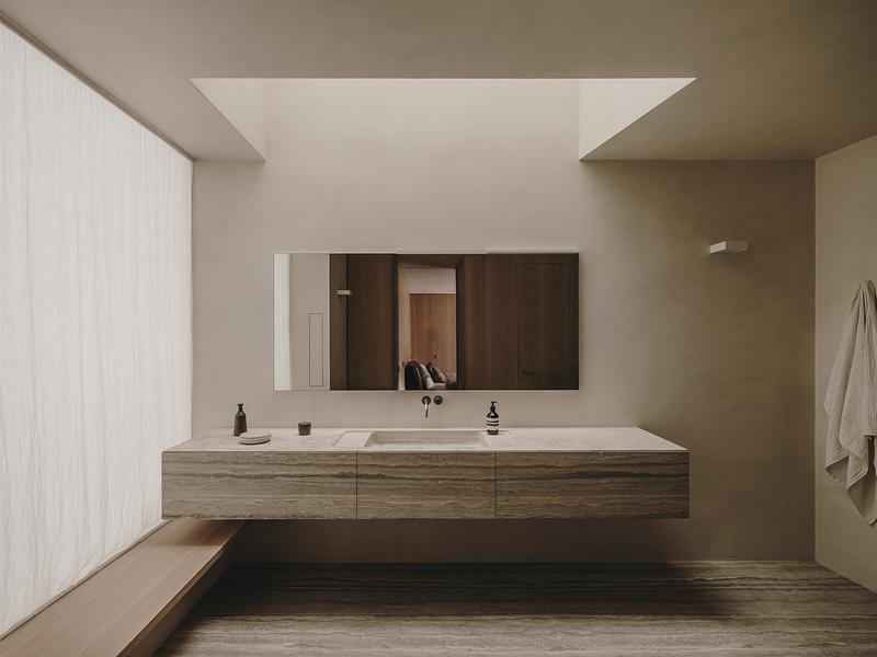 Press kit | 7782-01 - Press release | LOUI PARIS - Holzrausch Studio - Residential Interior Design - Photo credit: Salva López