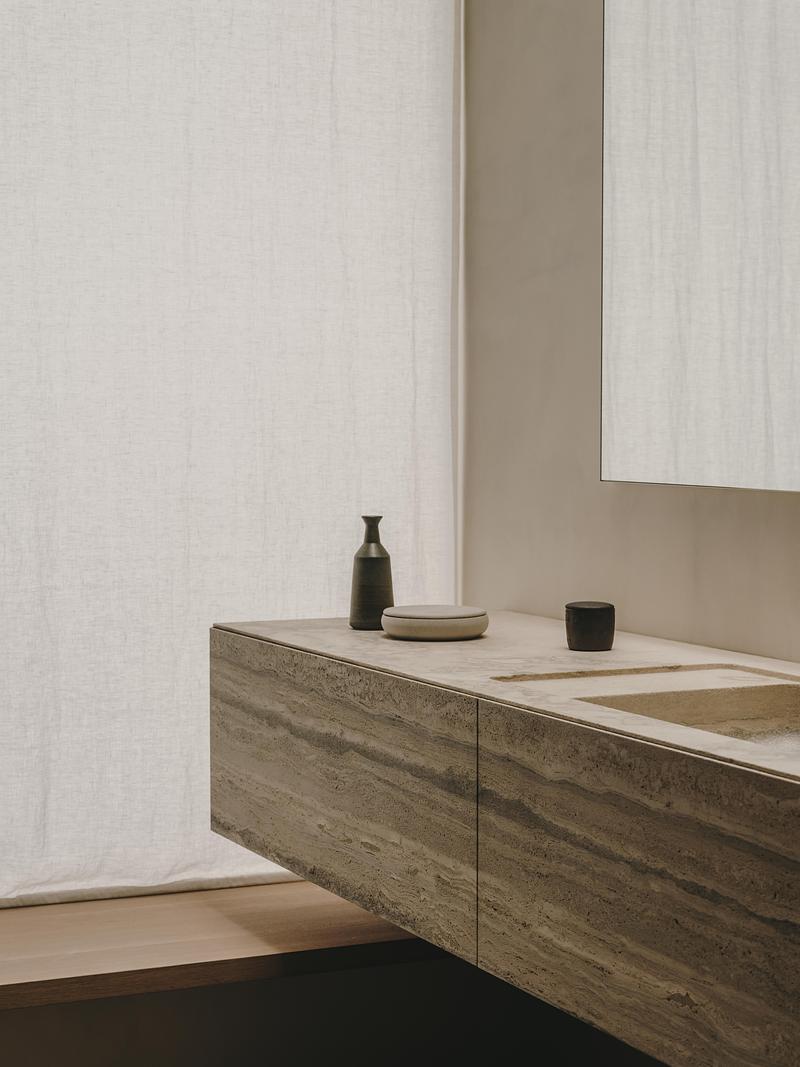 Press kit | 7782-01 - Press release | LOUI PARIS - Holzrausch Studio - Residential Interior Design - Photo credit: Salva López