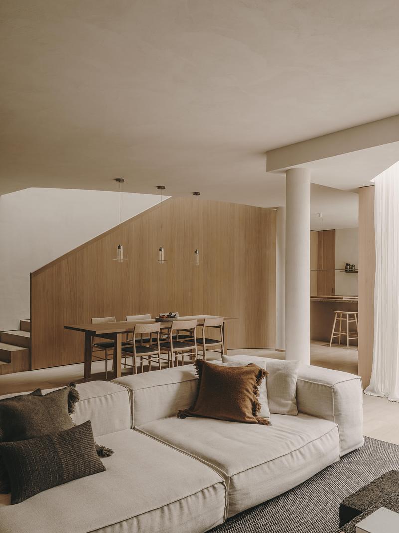 Press kit | 7782-01 - Press release | LOUI PARIS - Holzrausch Studio - Residential Interior Design - Photo credit: Salva López