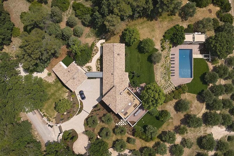 Dossier de presse | 7795-01 - Communiqué de presse | Villa Elaïa - Marcoux, Mathern & Associés - Architecture résidentielle - Crédit photo : Marcoux, Mathern &amp; Associés