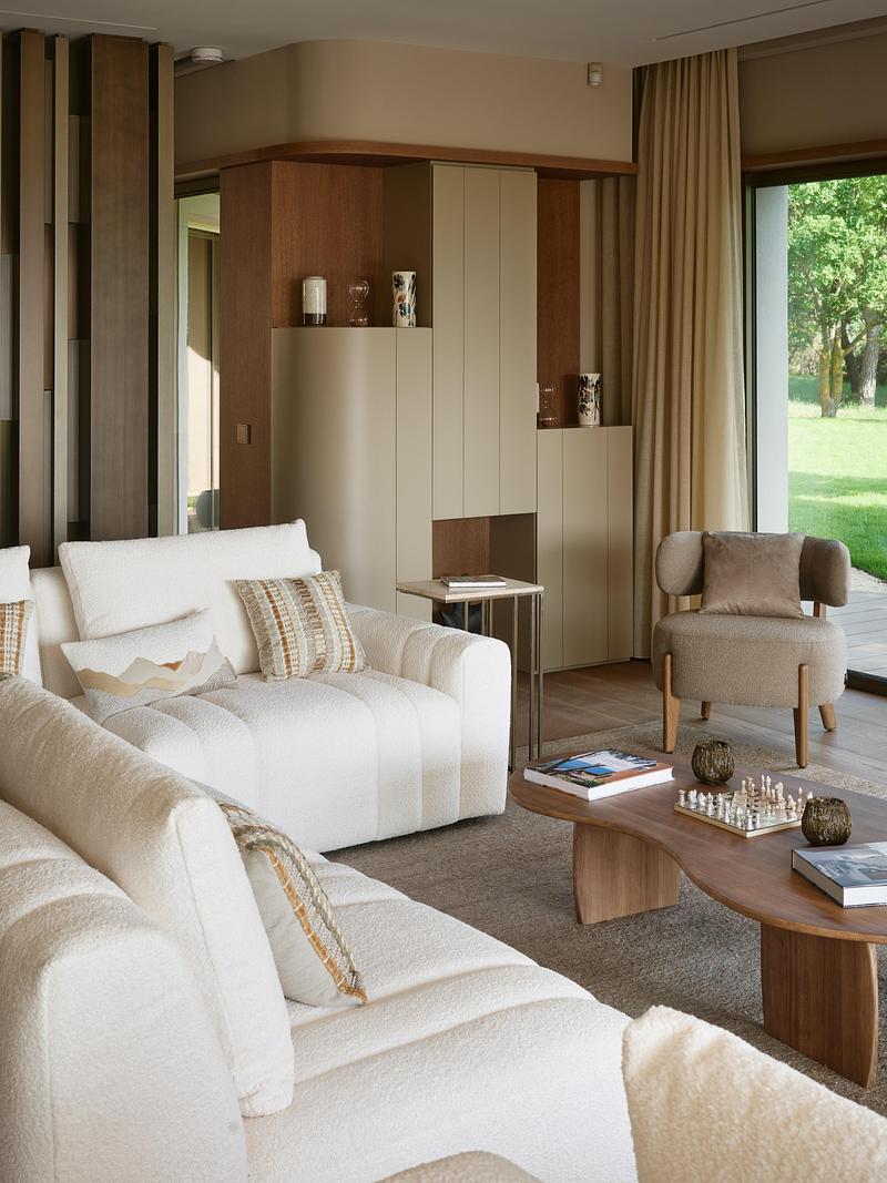 Dossier de presse | 7795-01 - Communiqué de presse | Villa Elaïa - Marcoux, Mathern & Associés - Architecture résidentielle - Crédit photo : Marcoux, Mathern &amp; Associés