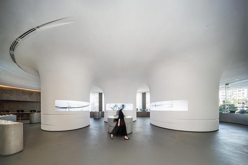 Press kit | 661-89 - Press release | World Architecture Festival 2025: Day Two Winners Announced - World Architecture Festival - Event + Exhibition - <p>INTERIORS</p><p>Digikala Flagship Store by MARZ Design and Architecture </p> - Photo credit: © Deed Studio