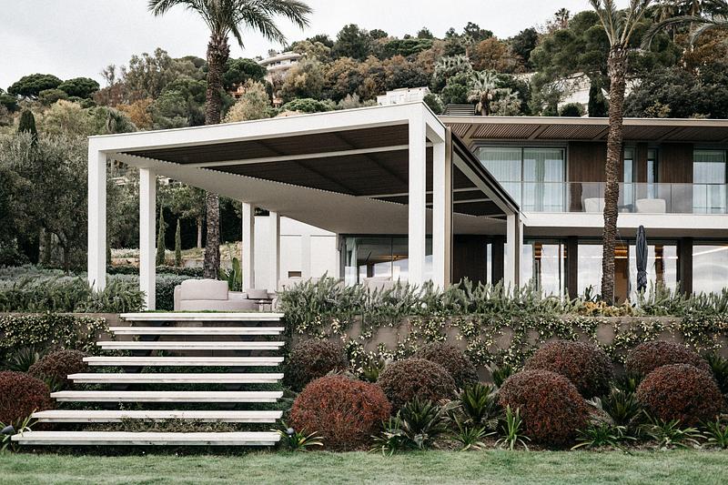 Press kit | 7795-02 - Press release | La Perle d’Azur - Marcoux, Mathern & Associés - Residential Architecture - Photo credit: Marion Roudil