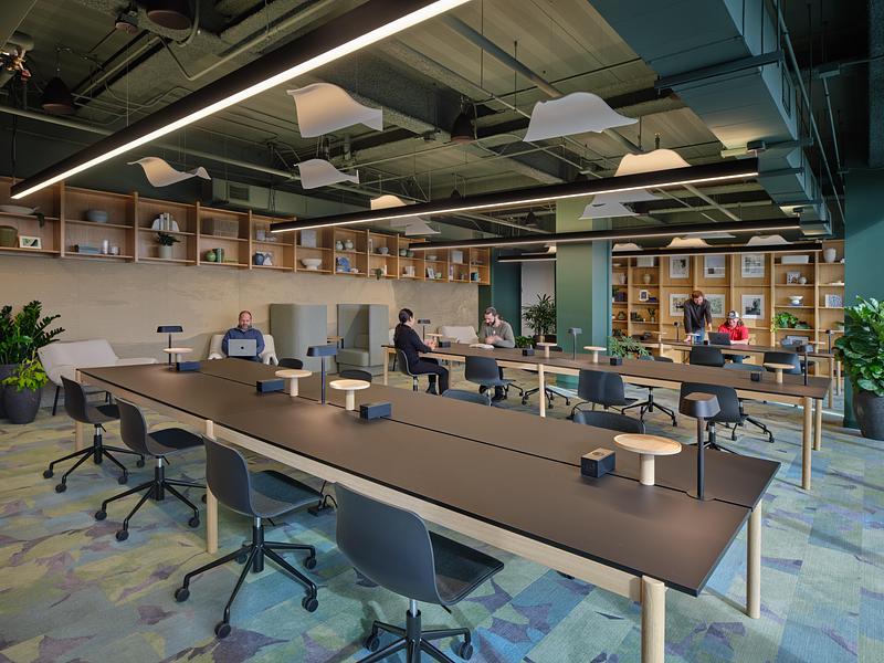 Press kit | 7791-01 - Press release | Callaghan Horiuchi Marks One Year of Arvest at Ledger - Callaghan Horiuchi - Commercial Interior Design - <p class="">In the Library, free-floating elements evoke birds in flight, upholstered seating and a botanical-print carpet absorb sound while white noise or soft music support focused or collaborative work.</p> - Photo credit: Halkin Mason Photography