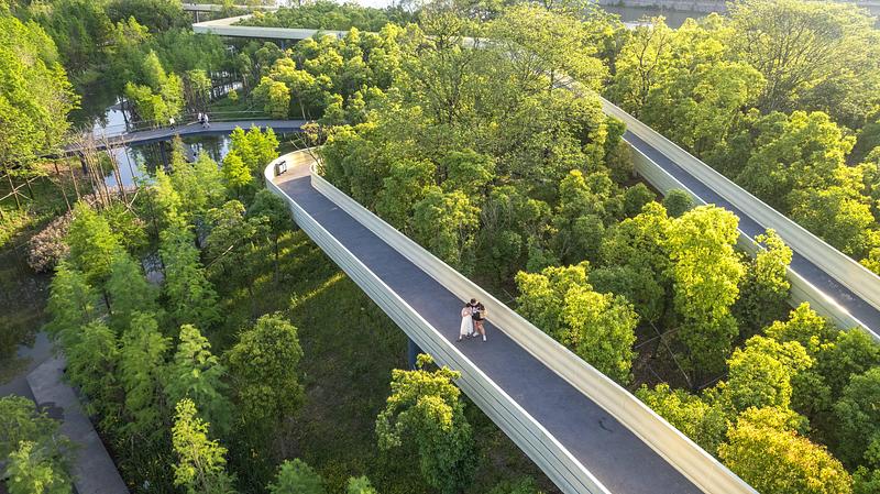 Dossier de presse | 661-90 - Communiqué de presse | World Building of the Year and Interior of the Year revealed at World Architecture Festival 2025 - World Architecture Festival - Évènement + Exposition - <p>Future Project of the Year</p><p>Embracing Flood – Xinjiang River Ecological Corridor by Turenscape</p> - Crédit photo : © Turenscape