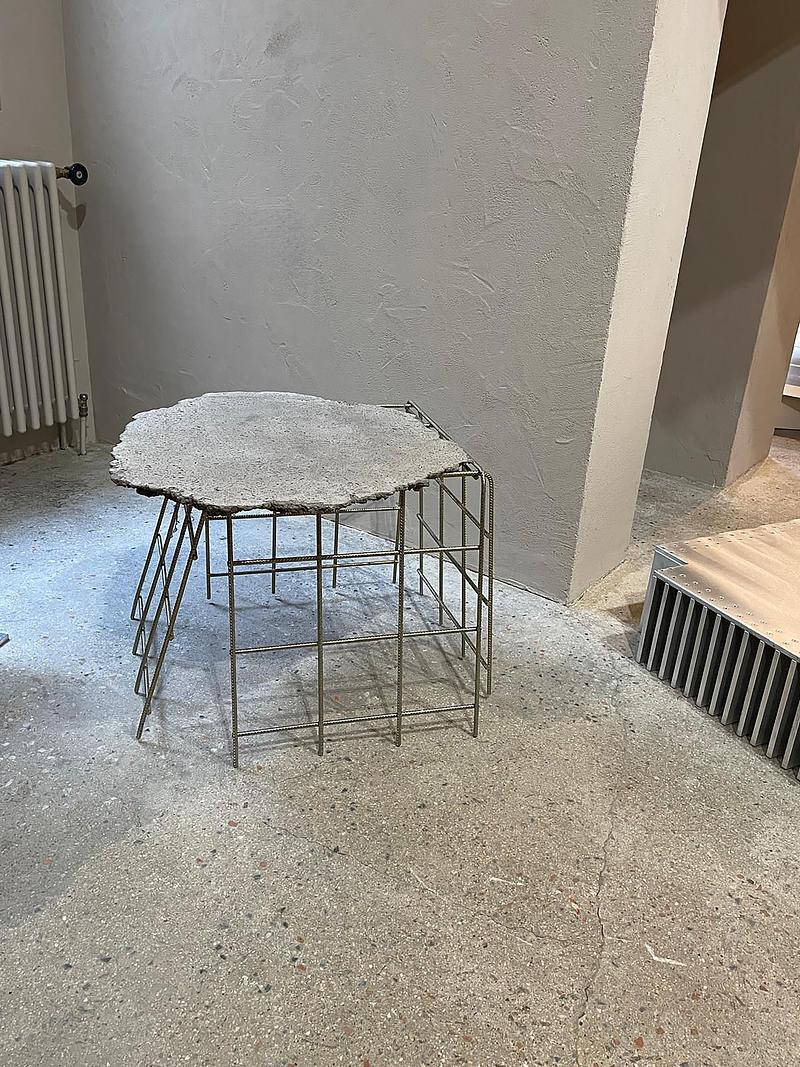 Dossier de presse | 7800-01 - Communiqué de presse | Industrial Art & Alwa Square: la double première de pulpo au M&O 2026 - pulpo - Produit - S Table - Crédit photo : pulpo