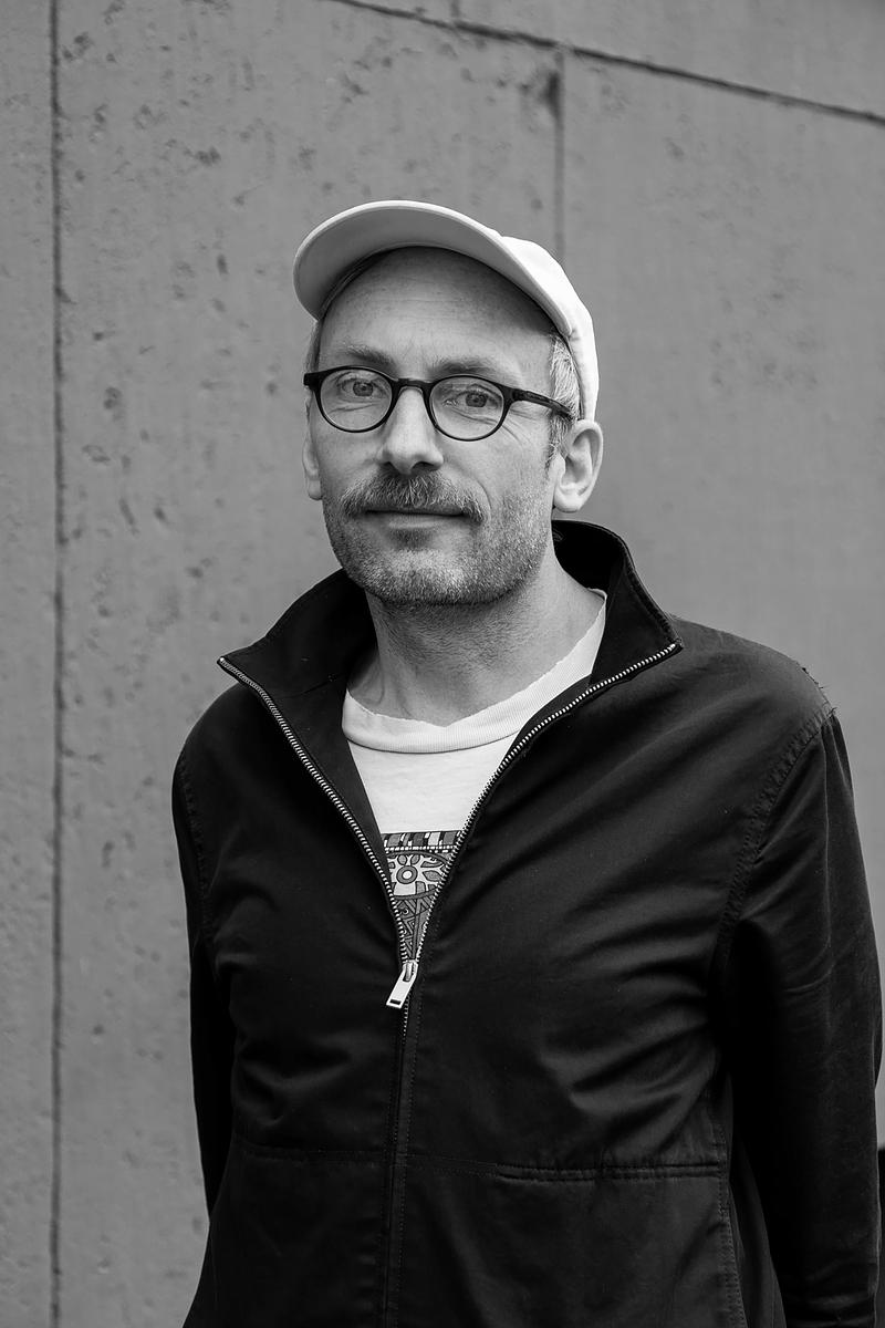 Dossier de presse | 7800-01 - Communiqué de presse | Industrial Art & Alwa Square: la double première de pulpo au M&O 2026 - pulpo - Produit - Designer de la S Table : Samuel Treindl - Crédit photo : pulpo