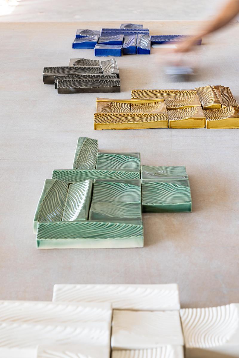 Dossier de presse | 2066-23 - Communiqué de presse | REPUBLIC OF II BY IV Debuts Two Tile Collections with VIÚVA LAMEGO: Colinas and Marola - REPUBLIC OF II BY IV - Design industriel - Crédit photo : VIÚVA LAMEGO 