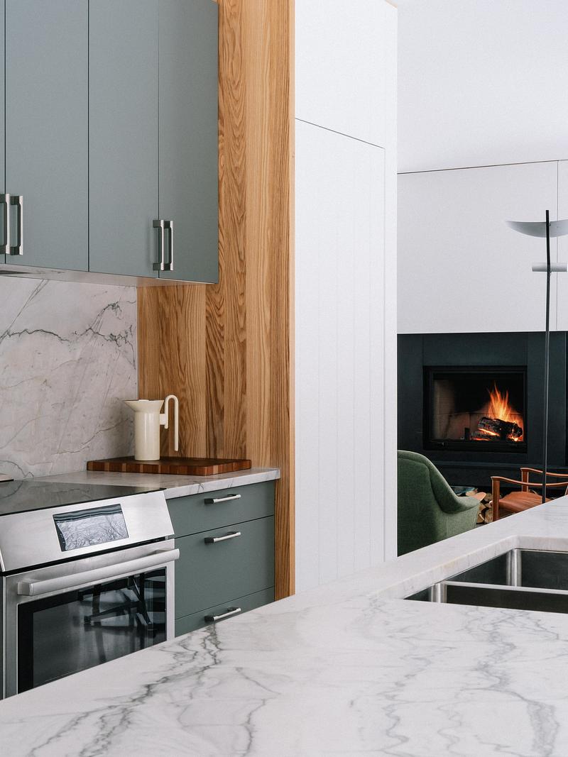 Dossier de presse | 3192-01 - Communiqué de presse | Chalet du ruisseau - EM architecture - Architecture résidentielle - Crédit photo : Raphaël Thibodeau