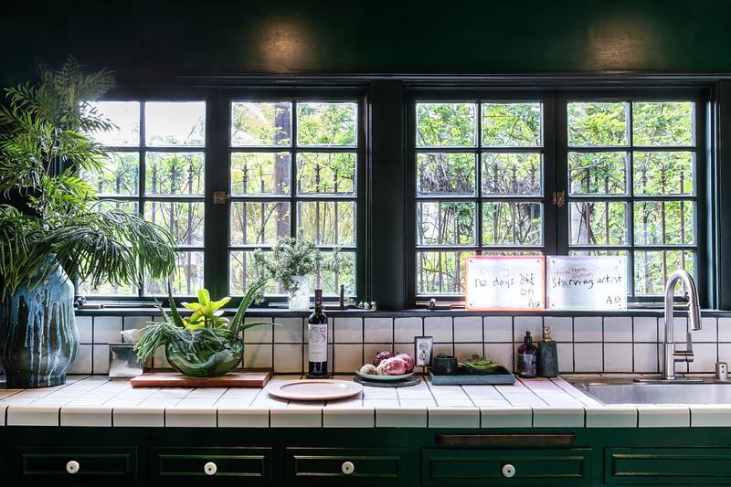 Press kit | 1144-08 - Press release | Tonester Paints Transforms Zappa Nest - Tonester Paints - Residential Interior Design - Photo credit: ©Clemens Kois