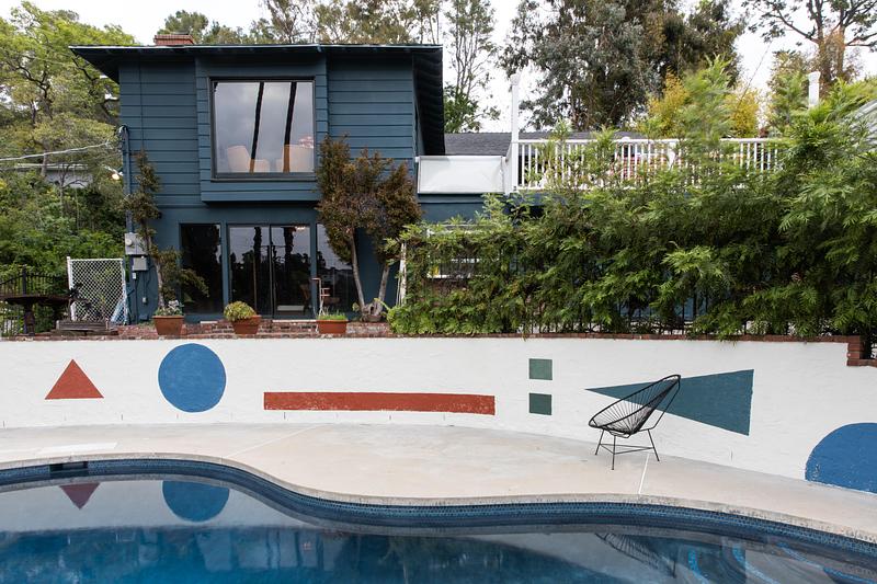 Press kit | 1144-08 - Press release | Tonester Paints Transforms Zappa Nest - Tonester Paints - Residential Interior Design - <p>Storms of Paris on the home exterior</p><br><br> - Photo credit: ©Clemens Kois