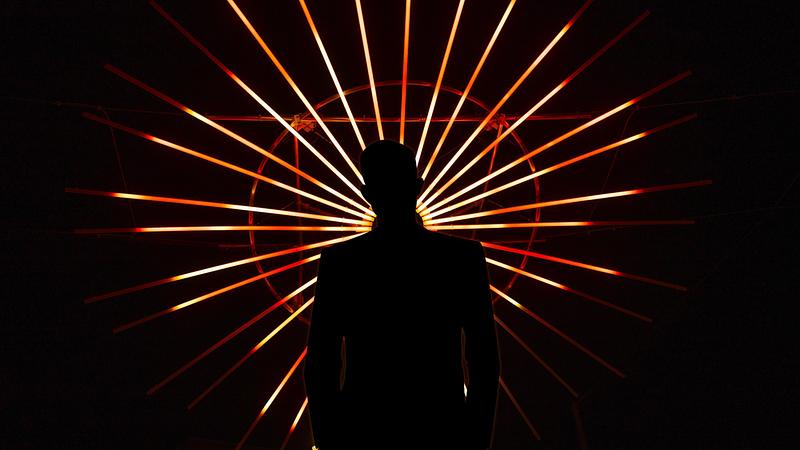 Press kit | 1090-05 - Press release | UN BRIN D’SOLEIL, Suspended Artwork in the Heart of Winter - L'Avenue du Mont-Royal - Urban Design - Photo credit: Latrompette Studio