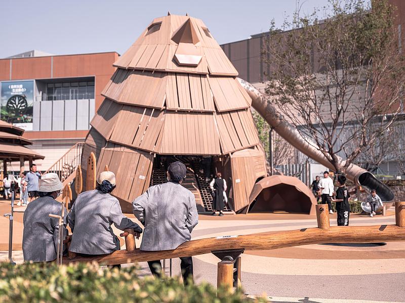 Dossier de presse | 7020-05 - Communiqué de presse | Cishan Tribe: Where 8,000-Year Cultural Relics Encounter Public Children's Space - XISUI Design - Architecture de paysage - Egg-Hatching Chicken Installation - Crédit photo :  Yihao Hu, XISUI Design 