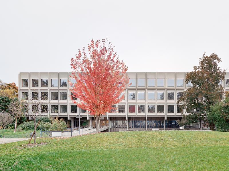 Press kit | 7760-01 - Press release | Vertical Extension and Refurbishment of Collège Rousseau, Geneva - Burckhardt Architecture - Institutional Architecture - Photo credit: <p class="">Olivier Di Giambattista</p>