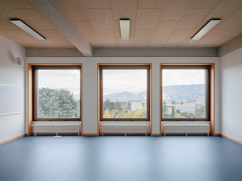 Press kit | 7760-01 - Press release | Vertical Extension and Refurbishment of Collège Rousseau, Geneva - Burckhardt Architecture - Institutional Architecture - Photo credit: <p class="">Olivier Di Giambattista</p>