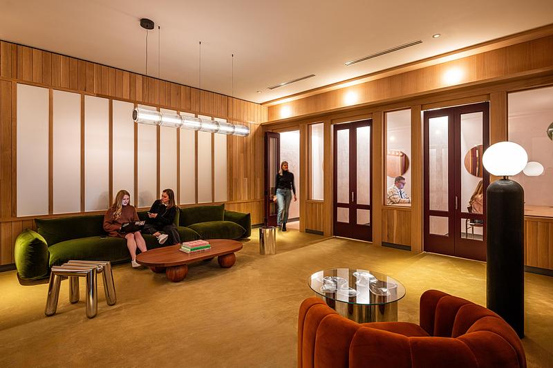 Dossier de presse | 1472-16 - Communiqué de presse | Fishtown Urby - Concrete Amsterdam - Architecture résidentielle - Work-from-home spaces - Crédit photo : Robert Tsai