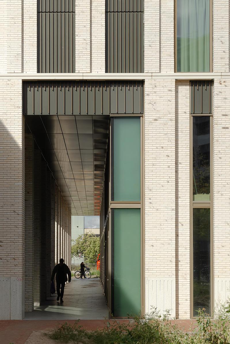 Press kit | 6543-06 - Press release | De Zwarte Hond Completes Lighthouse – Eindhoven’s Tallest Residential Tower - De Zwarte Hond - Residential Architecture - Photo credit: Sebastian van Damme