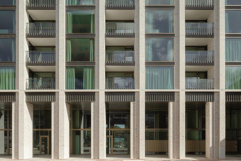 Press kit | 6543-06 - Press release | De Zwarte Hond Completes Lighthouse – Eindhoven’s Tallest Residential Tower - De Zwarte Hond - Residential Architecture - Photo credit: Sebastian van Damme