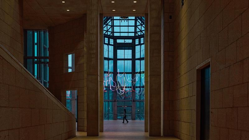 Dossier de presse | 1851-08 - Communiqué de presse | Chœur Spaghetti illumine de nouveau le Musée des beaux-arts du Canada - Daily tous les jours - Art - Crédit photo : Maryn Devine