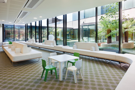 Press kit | 1028-02 - Press release | Winning projects announced at the 2012 Emirates Glass Leaf Awards - The Emirates Glass LEAF Awards - Competition - Billard Leece Partnership &amp; Bates Smart with HKS, with The Royal Children’s Hospital, Melbourne, Australia