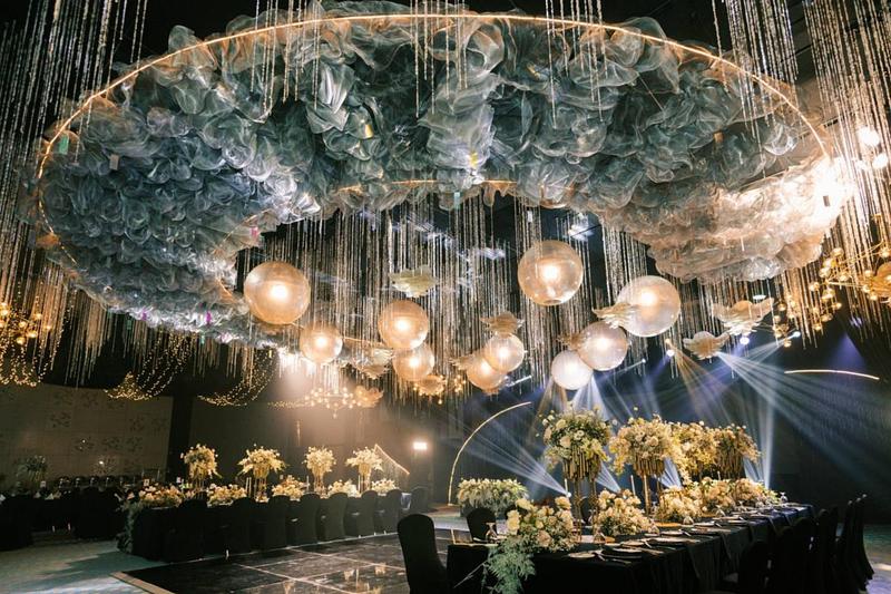 Dossier de presse | 7807-01 - Communiqué de presse | Nova Pendant Light : une suspension sculpturale qui réinvente la lumière contemporaine - Joseph Rastrullo - Design d’éclairage - Crédit photo : Rastrullo X Mico Gonzales