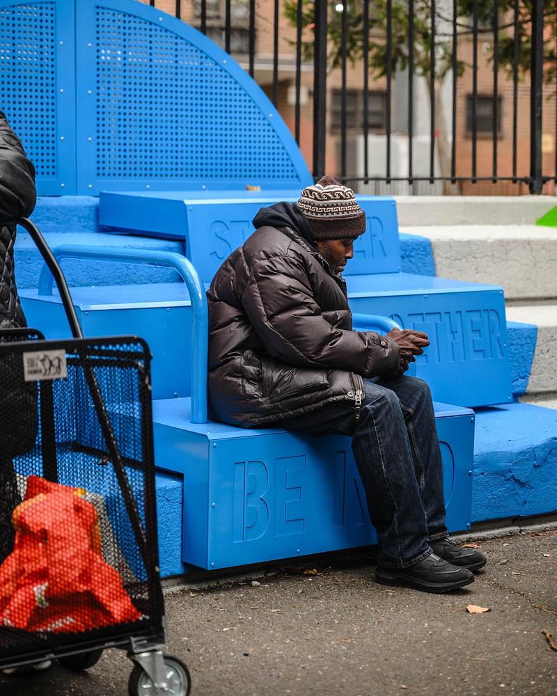Dossier de presse | 5595-11 - Communiqué de presse | New Community-led Playscape in a New York Public Housing Development - The Urban Conga - Art - Crédit photo : Brook Banister