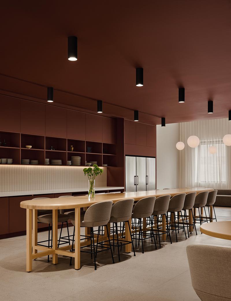 Dossier de presse | 1303-29 - Communiqué de presse | Cain Lamarre : réinventer le bureau d’avocat au cœur du patrimoine montréalais - Sid Lee Architecture - Design d’intérieur commercial - Crédit photo : Alex Lesage