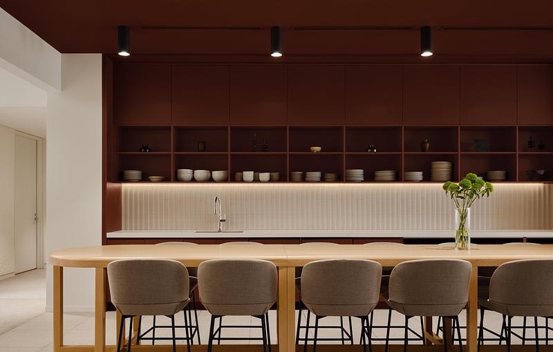 Dossier de presse | 1303-29 - Communiqué de presse | Cain Lamarre : réinventer le bureau d’avocat au cœur du patrimoine montréalais - Sid Lee Architecture - Design d’intérieur commercial - Crédit photo : Alex Lesage