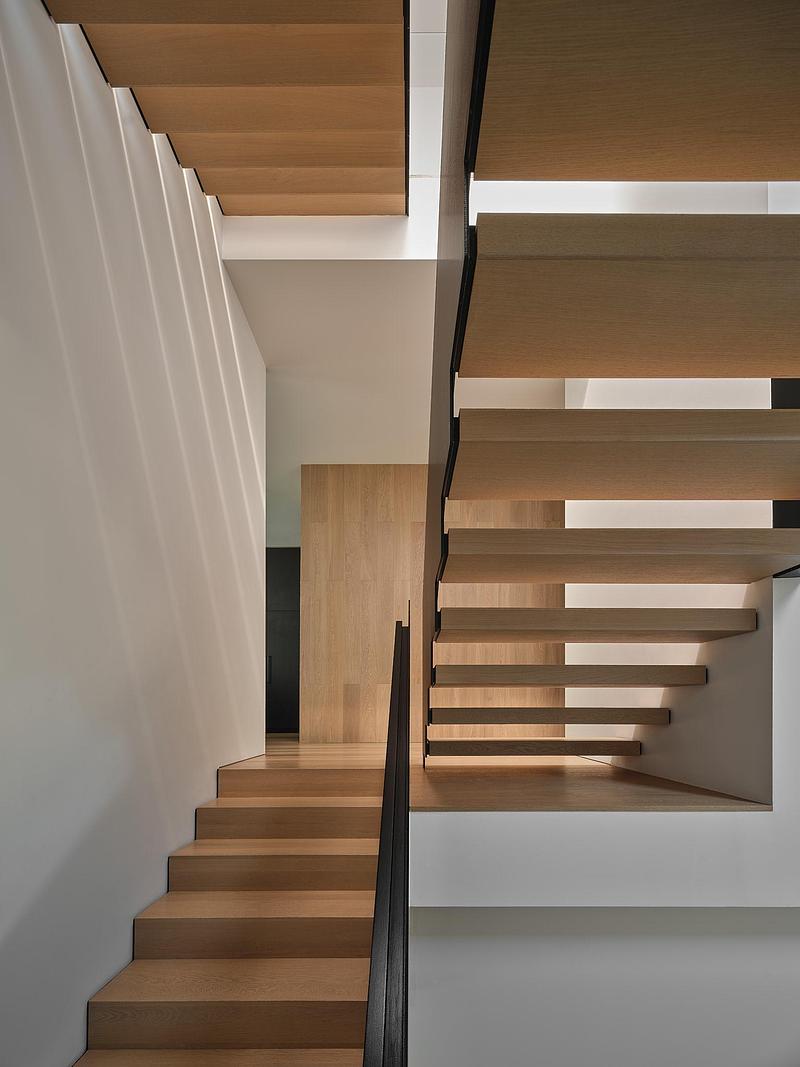 Press kit | 7695-01 - Press release | House 117 - Izen Architecture Inc. and DS Interiors Inc. - Residential Architecture - Photo credit: Younes Bounhar / DoubleSpace