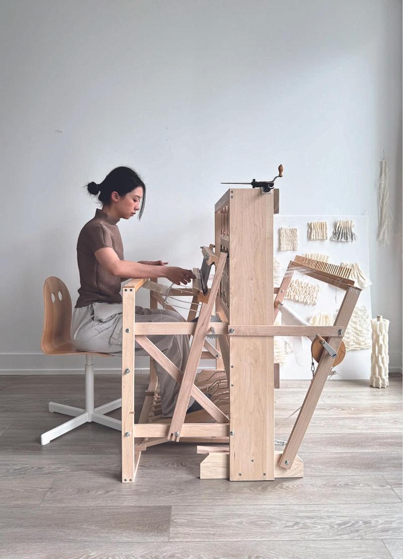 Dossier de presse | 1607-16 - Communiqué de presse | Toronto’s Stories Through Design: DesignTO Festival Returns in January - DesignTO - Évènement + Exposition - Soft Grid — Shao-Chi Lin in studio - Crédit photo : Shao-Chi Lin