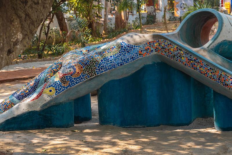 Dossier de presse | 7793-01 - Communiqué de presse | Chakrajeevan Udyan: The Circle of Life Park - Hsc Designs - Design urbain - Maati no Rangmanch( Earthen reimagined playspace) - Crédit photo : Notebook productions Sarthak