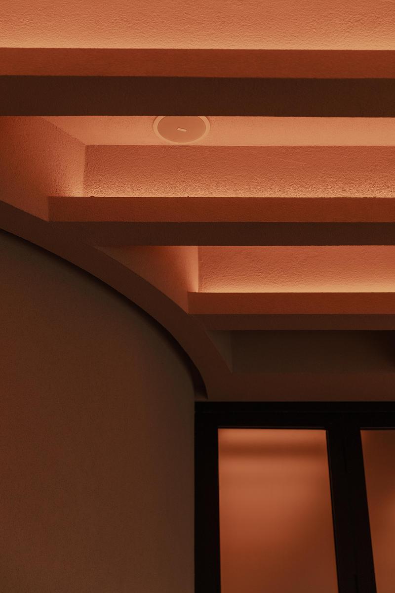 Dossier de presse | 7808-01 - Communiqué de presse | Centre Garden of the Soul : lumière, atmosphère et bien-être - ESTUDIO DEDÓS - Design d’éclairage - Crédit photo : Mateo Soto