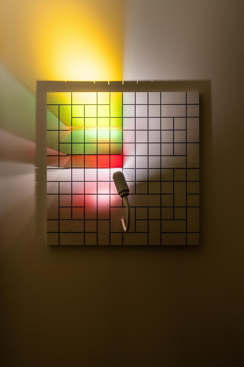 Dossier de presse | 7663-01 - Communiqué de presse | Award-Winning MOOD Luminaire Lets Users Create Personal Light Art - Vaida Atkočaitytė-Dališanskienė - Design d’éclairage - MOOD luminaire — honouring Lithuania’s Independence Day with light and colour by Vaida Atkočaitytė‑Dališanskienė - Crédit photo :  Vaidotas Darulis 