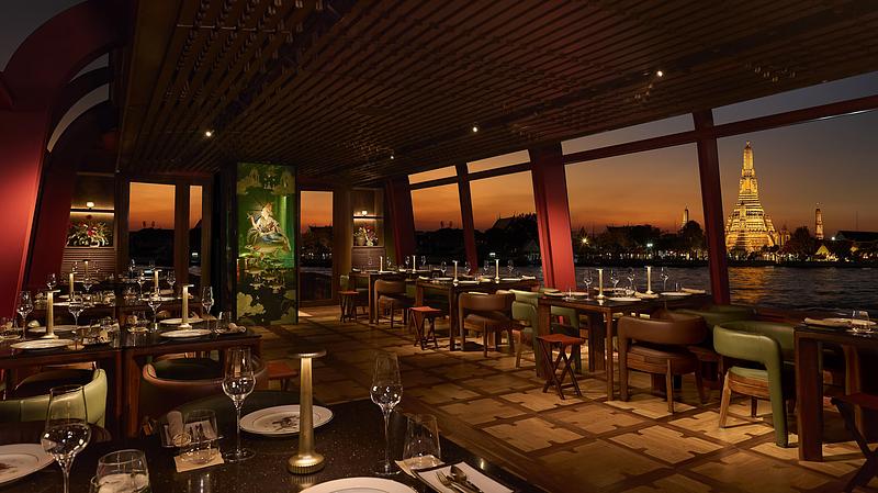 Dossier de presse | 5216-01 - Communiqué de presse | Apsara Cruise, Bar & Restaurant of The Year from  World Architecture Festival Interiors - Studio Locomotive - Design d’intérieur commercial - Apsara Cruise by Studio Locomotive - Crédit photo : Pichan Sujaritsatit