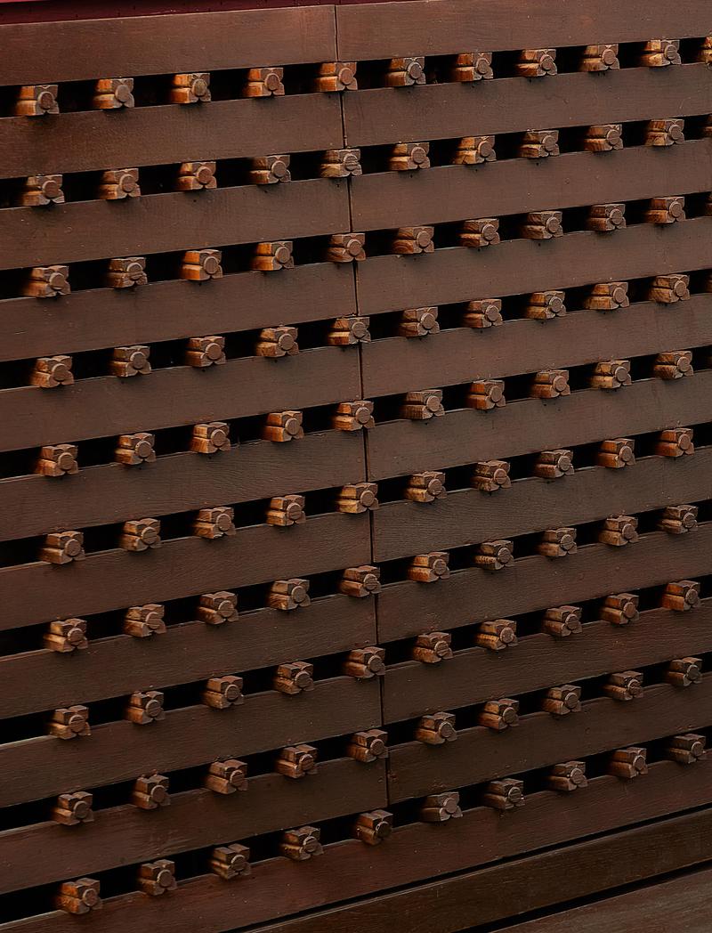 Dossier de presse | 5216-01 - Communiqué de presse | Apsara Cruise, Bar & Restaurant of The Year from  World Architecture Festival Interiors - Studio Locomotive - Design d’intérieur commercial - Apsara Cruise by Studio Locomotive - Crédit photo : Pichan Sujaritsatit