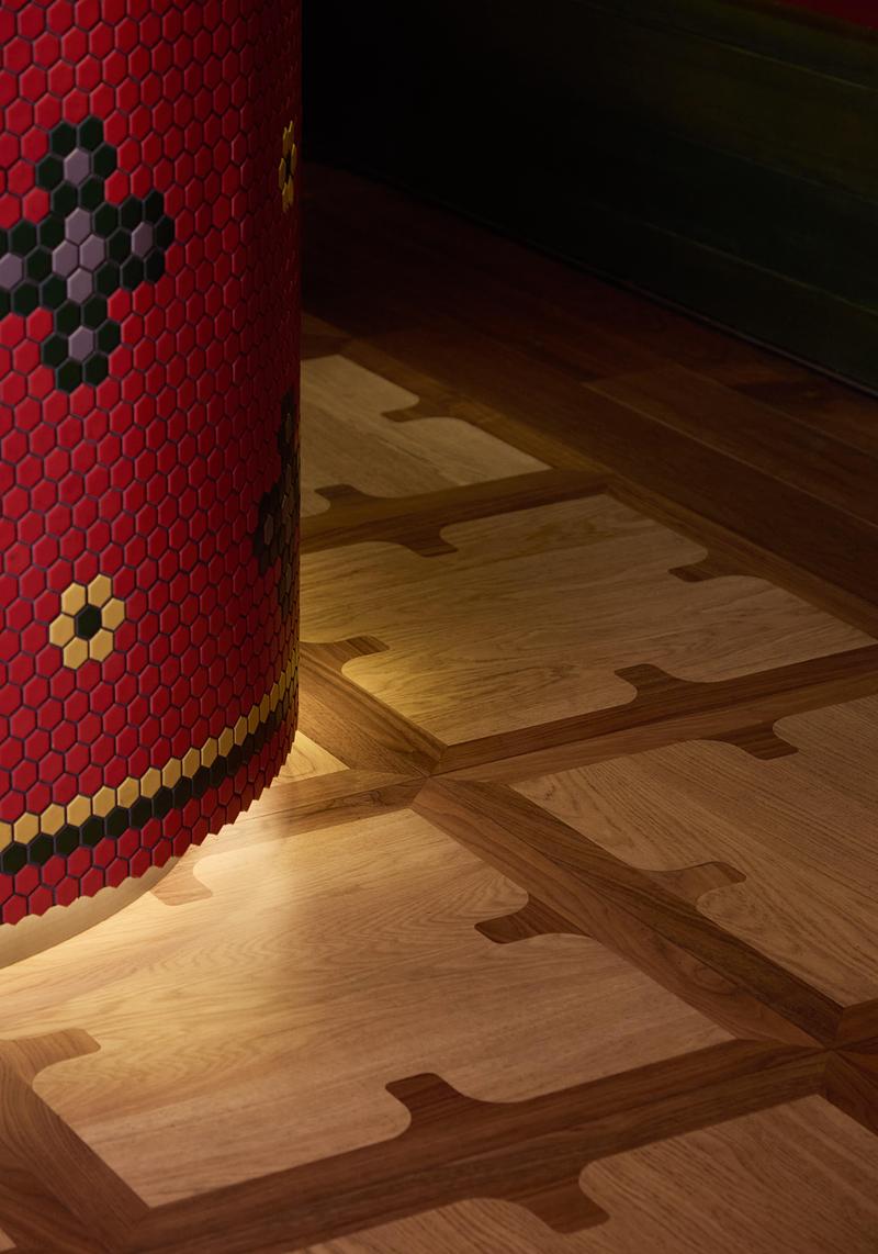 Dossier de presse | 5216-01 - Communiqué de presse | Apsara Cruise, Bar & Restaurant of The Year from  World Architecture Festival Interiors - Studio Locomotive - Design d’intérieur commercial - Apsara Cruise by Studio Locomotive - Crédit photo : Pichan Sujaritsatit