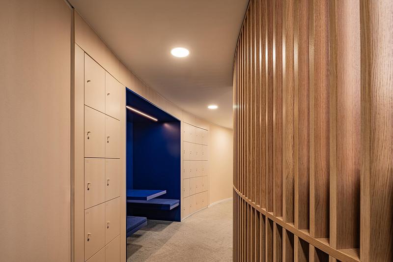 Dossier de presse | 6515-04 - Communiqué de presse | Curve X - JSWD - Architecture commerciale - Crédit photo : Max Leitner for Becken Development GmbH