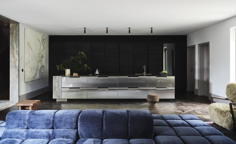 Press kit | 7827-01 - Press release | Kilmory House - Jillian Dinkel - Residential Interior Design - <p class="">Interior Design and Decoration by Jillian Dinkel</p><p class="">Styling by Joseph Gardner</p><p class="">Built by Venari Projects</p> - Photo credit:  <p class="" style="">Dave Wheeler </p> 