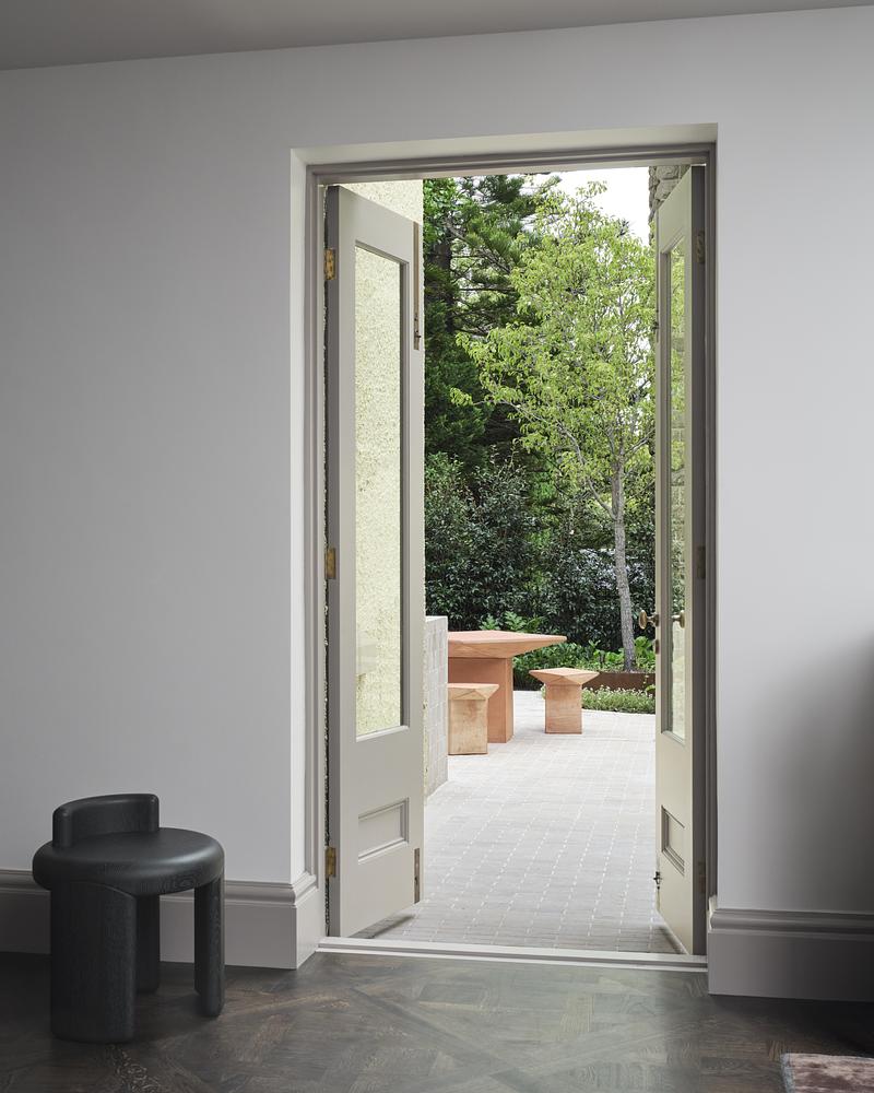 Press kit | 7827-01 - Press release | Kilmory House - Jillian Dinkel - Residential Interior Design - <p class="">Interior Design and Decoration by Jillian Dinkel</p><p class="">Styling by Joseph Gardner</p><p class="">Built by Venari Projects</p> - Photo credit:  <p class="" style="">Dave Wheeler<br style=""></p> 