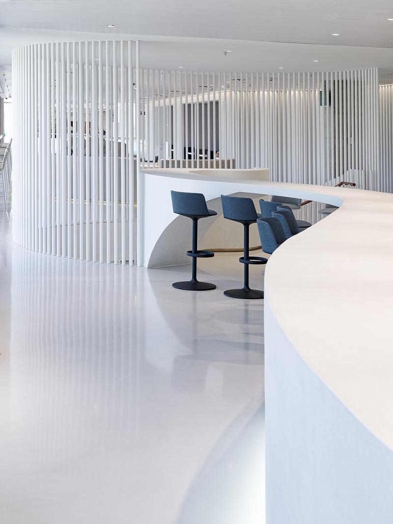 Press kit | 7820-01 - Press release | ACCIONA’s International Headquarters in Madrid - a new global benchmark in people-focused workplace design - Perkins&Will - Commercial Interior Design - Photo credit: ©Timothy Soar