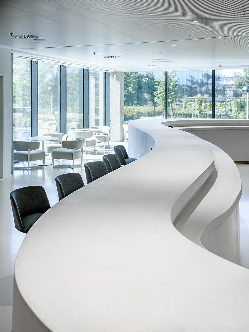 Press kit | 7820-01 - Press release | ACCIONA’s International Headquarters in Madrid - a new global benchmark in people-focused workplace design - Perkins&Will - Commercial Interior Design - Photo credit: ©Timothy Soar