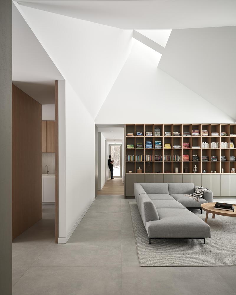 Dossier de presse | 2609-02 - Communiqué de presse | Ridge House - Superkül - Architecture résidentielle - Crédit photo : doublespace photography