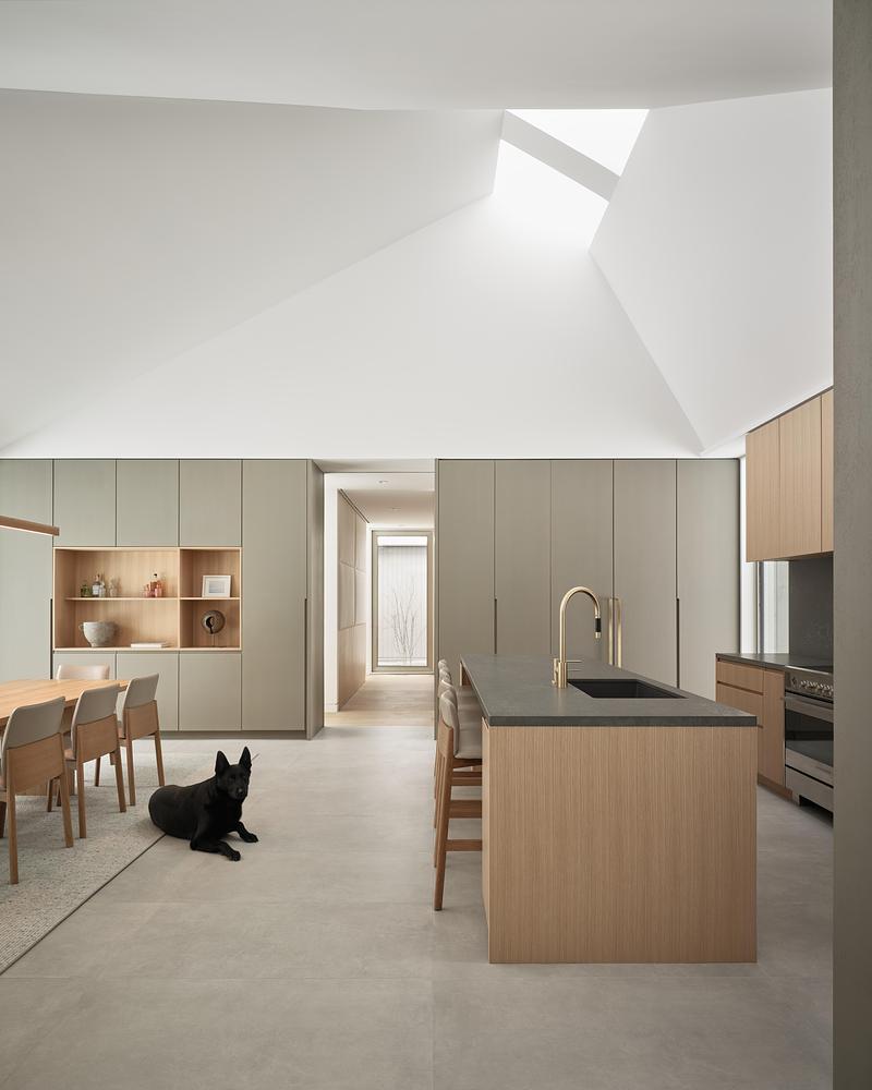 Dossier de presse | 2609-02 - Communiqué de presse | Ridge House - Superkül - Architecture résidentielle - Crédit photo : doublespace photography