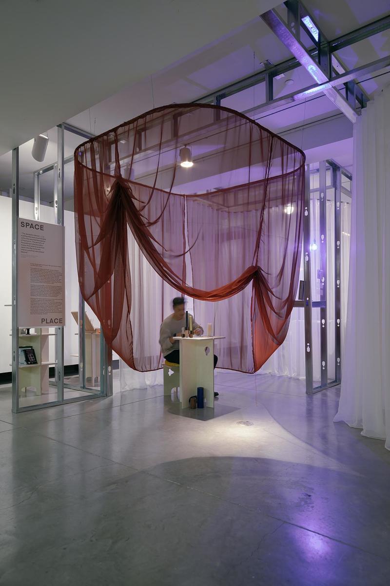 Dossier de presse | 1607-17 - Communiqué de presse | Don’t Miss a Design Thing - DesignTO - Évènement + Exposition - TO ·BE·LONGING Portraits of Queer Living - Crédit photo : Photo by Kurtis Chen