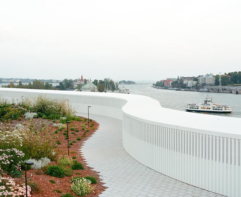 Dossier de presse | 7834-01 - Communiqué de presse | Katajanokan Laituri - Anttinen Oiva Architects - Architecture commerciale - Crédit photo : Kalle Kouhia