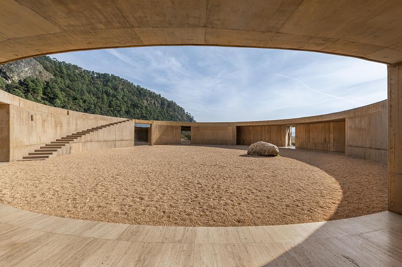 Dossier de presse | 7835-01 - Communiqué de presse | House 720 Degrees - Fernanda Canales - Architecture résidentielle - Crédit photo : Camila Cossio