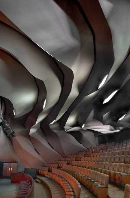 Press kit | 1028-02 - Press release | Winning projects announced at the 2012 Emirates Glass Leaf Awards - The Emirates Glass LEAF Awards - Competition - A special prise went to Masrah Al Qasba Theatre, Emirate of Sharjah, United Arab Emirates, by Magma Architecture