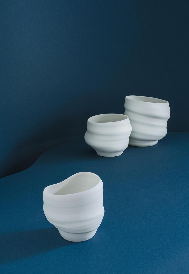 Press kit | 7838-01 - Press release | Maison & Objet: Launch of New Haven Wall Objects - Schoemig Porzellan - Art - Fleuve handthrown porcelain tumblers, approx. 230 ml, 140 € - Photo credit:  Nikolai Marcinowski  