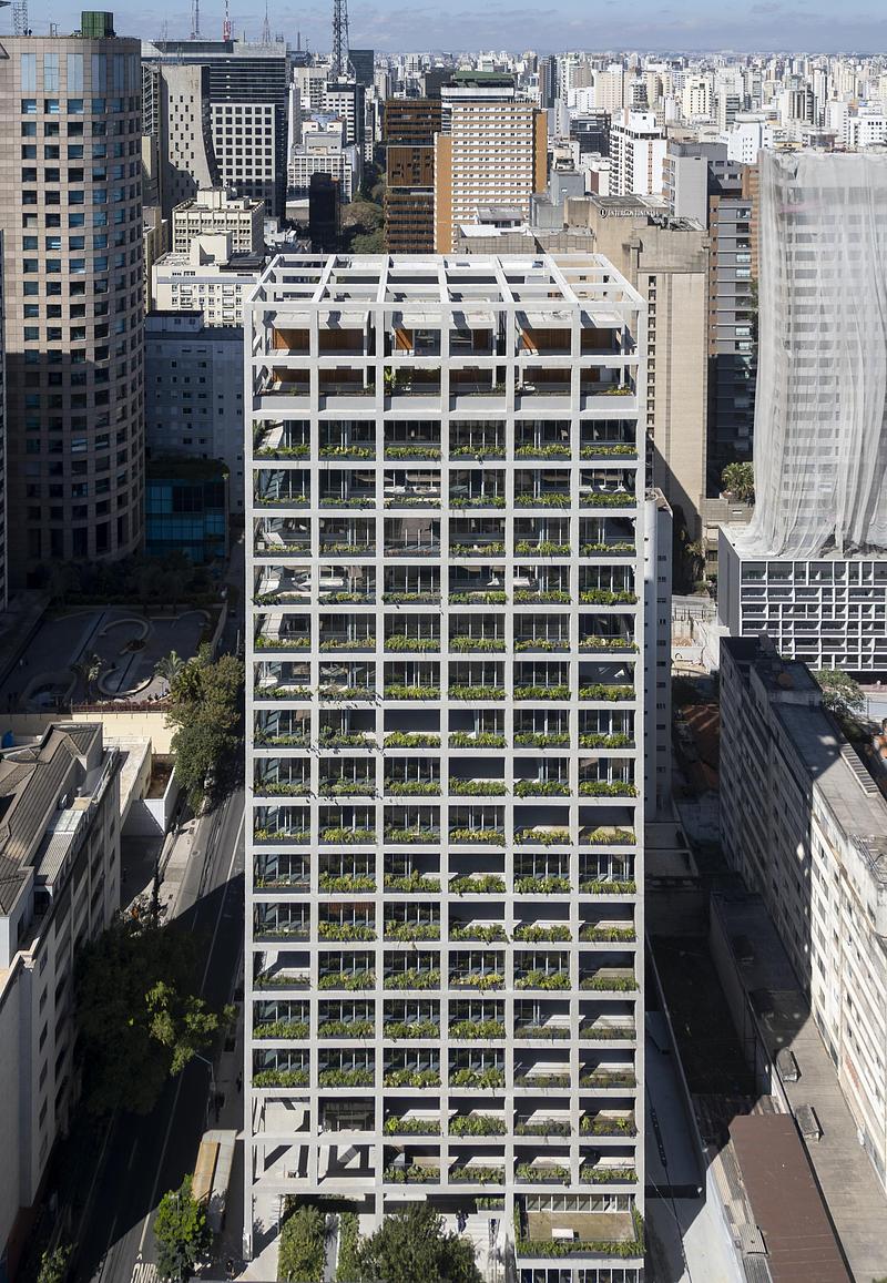 Press kit | 2001-05 - Press release | Inspira SP - TRIPTYQUE - Commercial Architecture - Overview - Photo credit: Maíra Acayaba